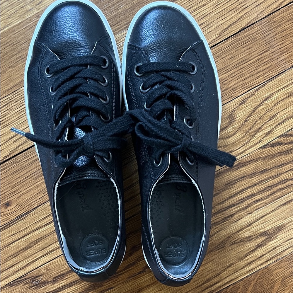 Paul Green Bixby platform Black  Leather Lace-Up Sneakers -